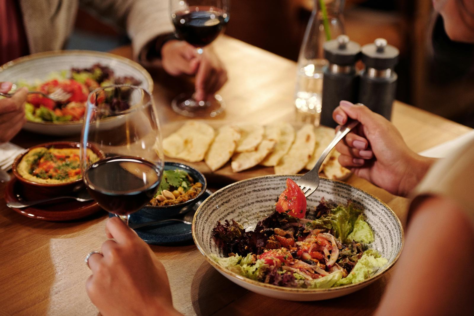 15 Father’s Day Restaurant Ideas to Celebrate Dad in Singapore