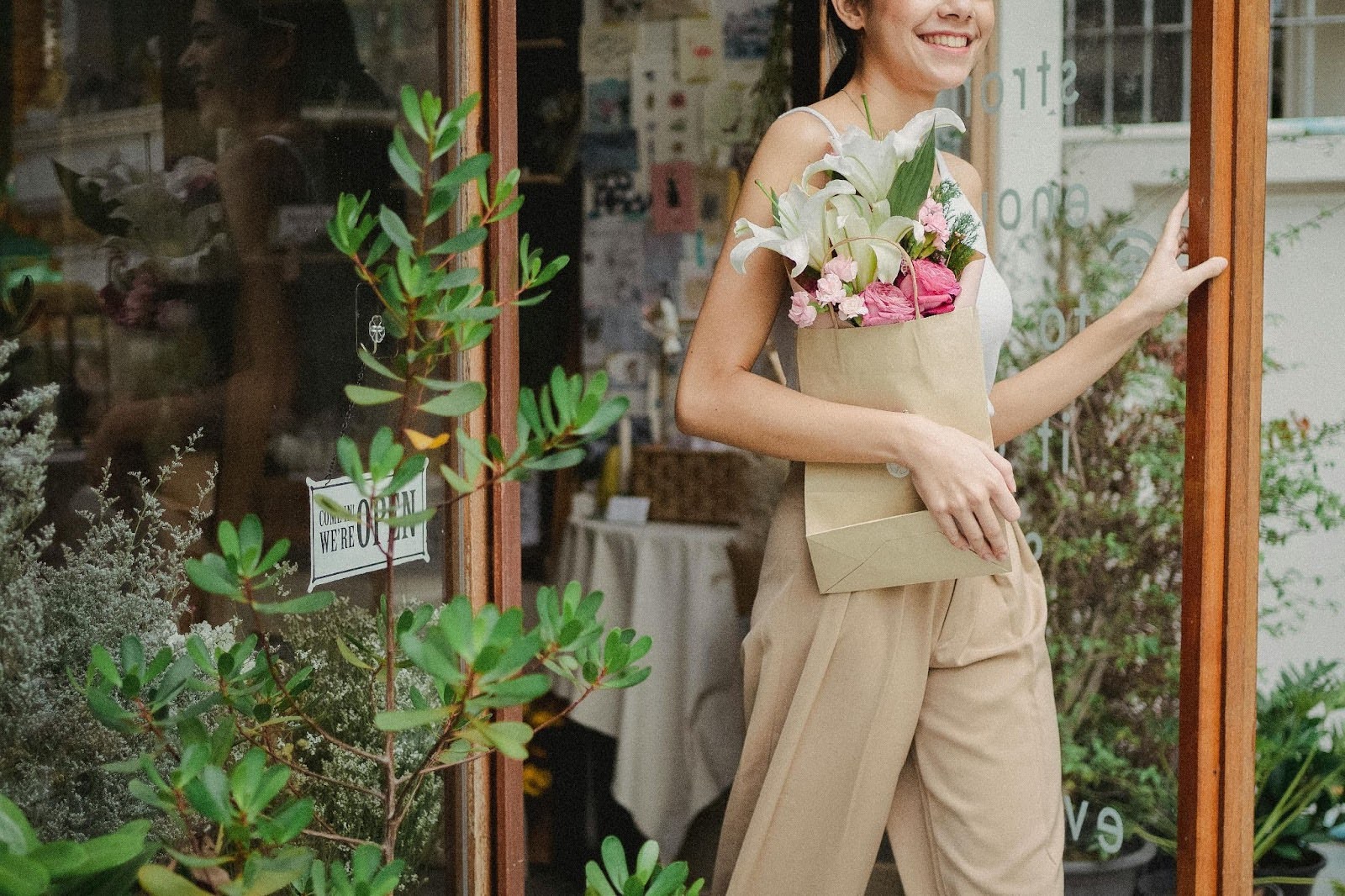 How to Care For Fresh Flowers: Sought-After Guide