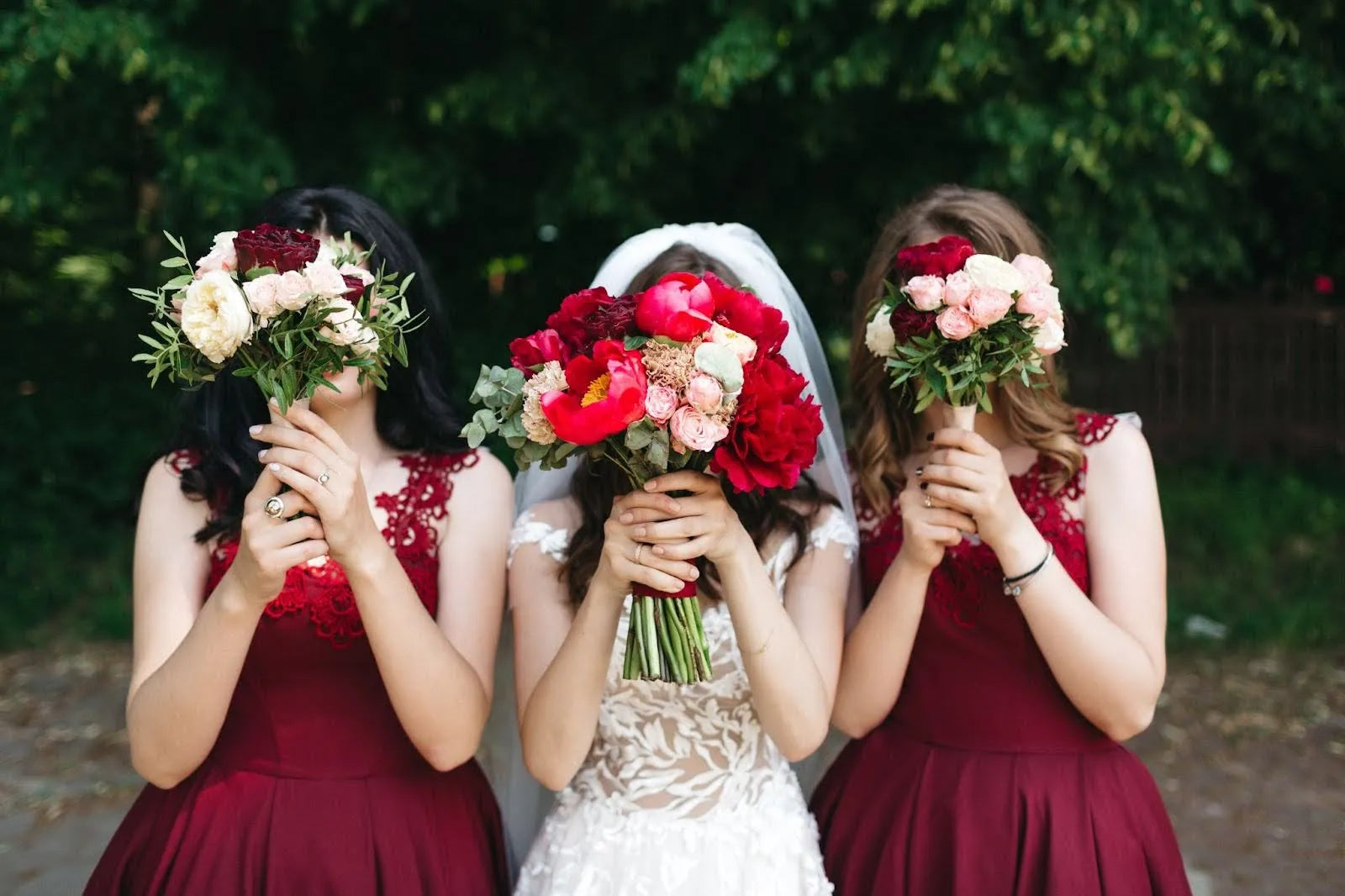 Real Flowers Vs Fake For A Wedding: Best Choice For Singapore Brides