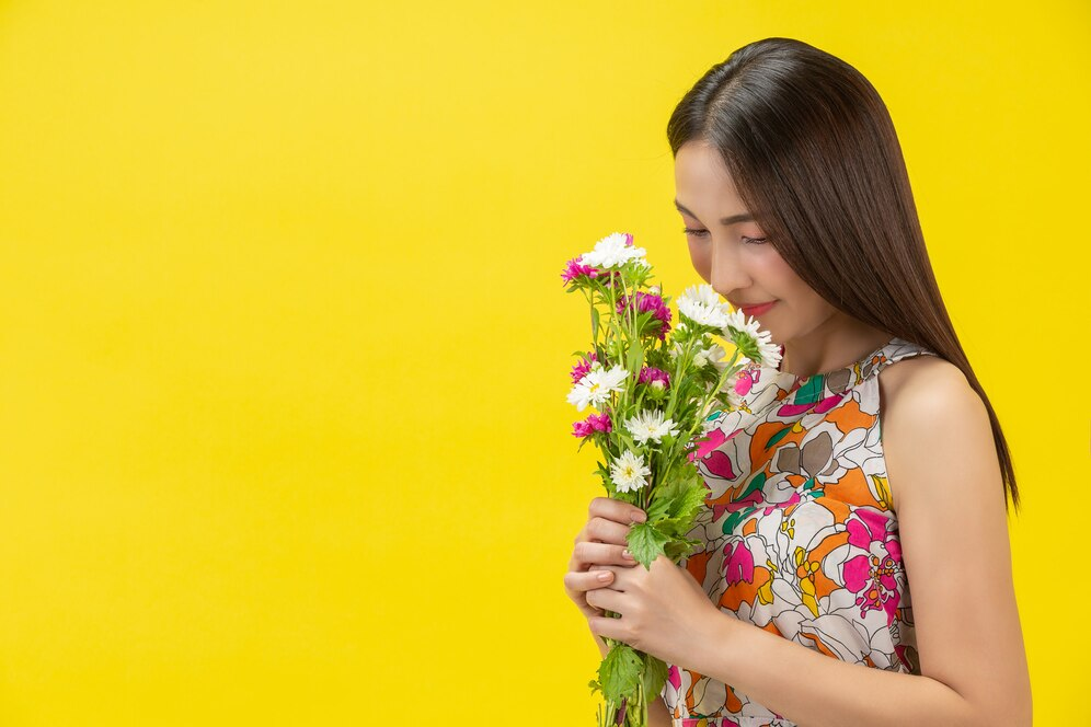 17 Best Flowers For Your Partner (Our Top Picks!)