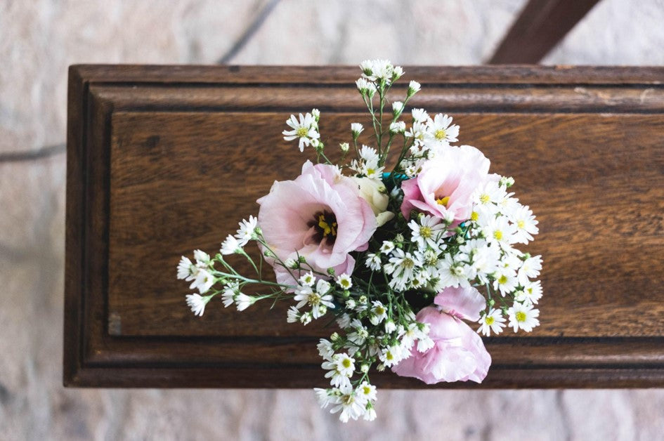 what flowers to give for funeral