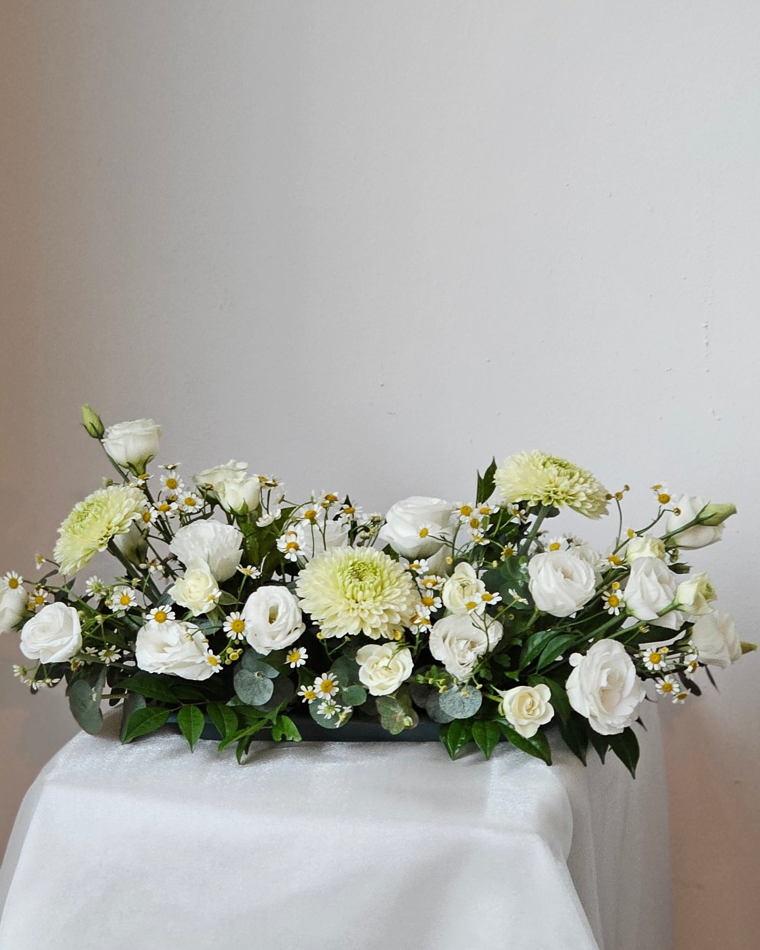 Fresh Table Centrepiece - White & Green | Free Same-Day Flower Delivery Singapore