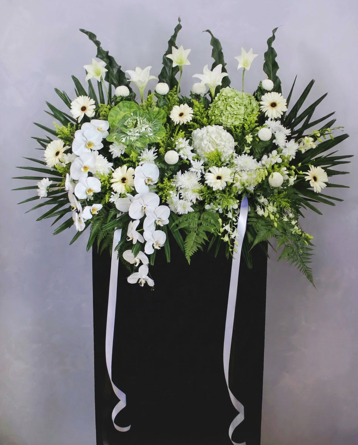 Restful Elegance condolence flower stand, Singapore same-day delivery to wakes and funeral parlours