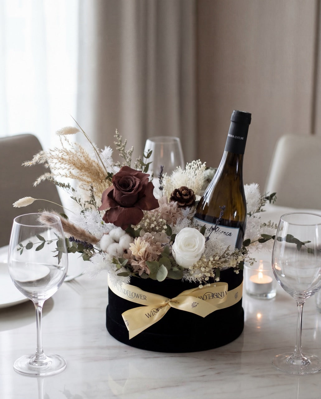 Boite De Fleur White Wine - Everblooms Preserved Flowers | Free Same-Day Flower Delivery Singapore