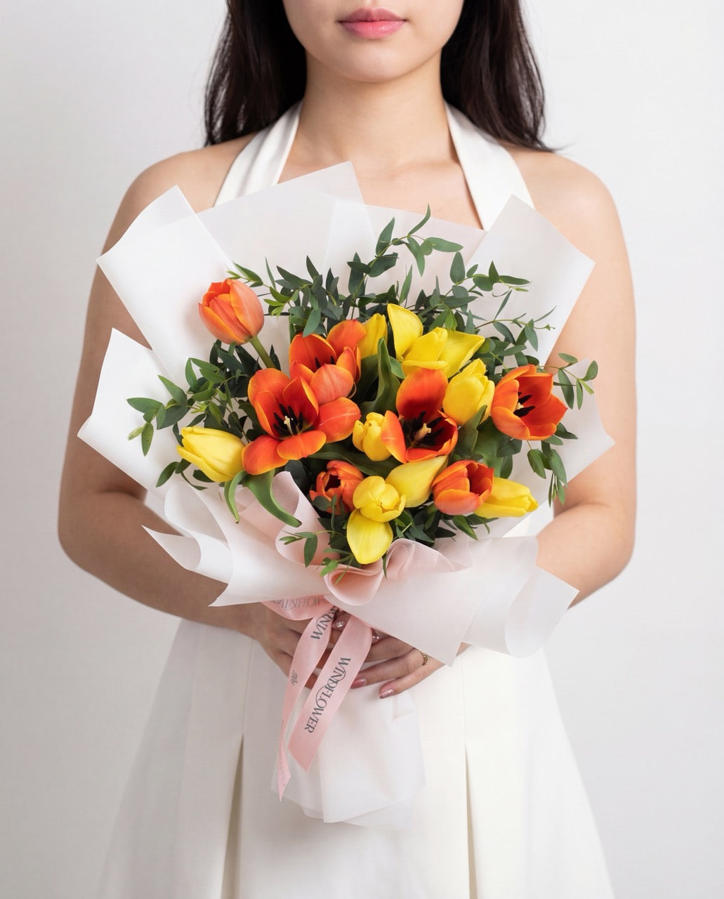 Perfect Love In Amber Hand Bouquet | Free Same-Day Flower Delivery Singapore
