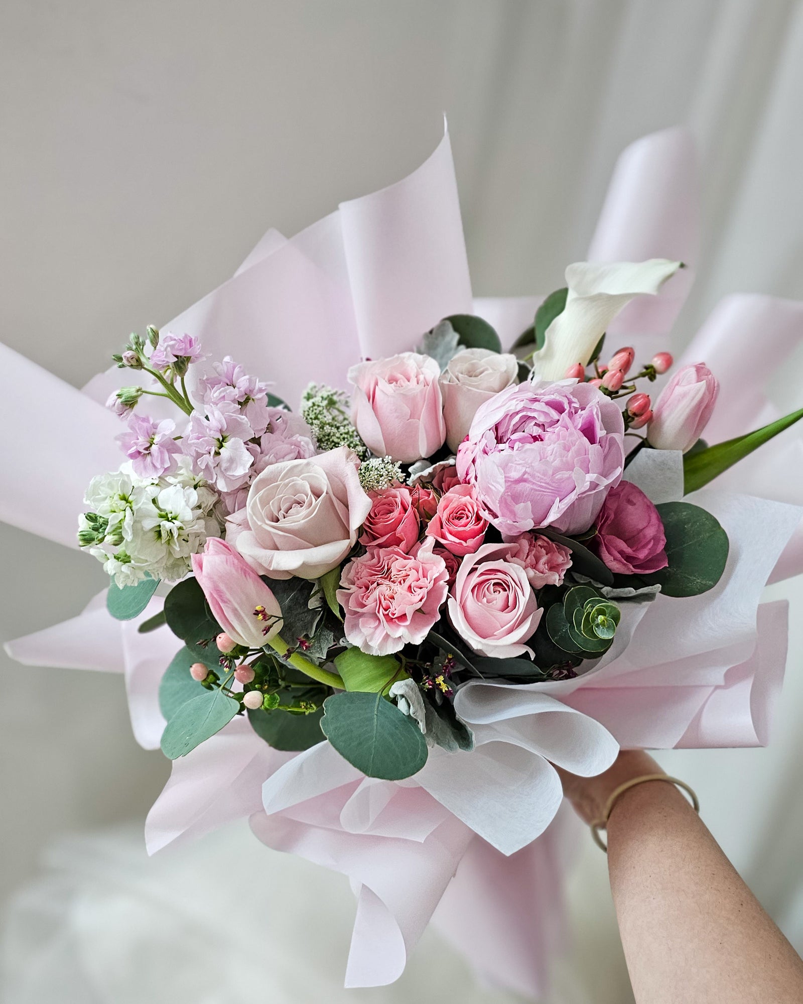Beauty Hand Bouquet | Free Same-Day Flower Delivery Singapore