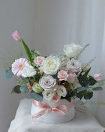Boite De Fleur Enchanted Table Flower Arrangement | Free Same-Day Flower Delivery Singapore