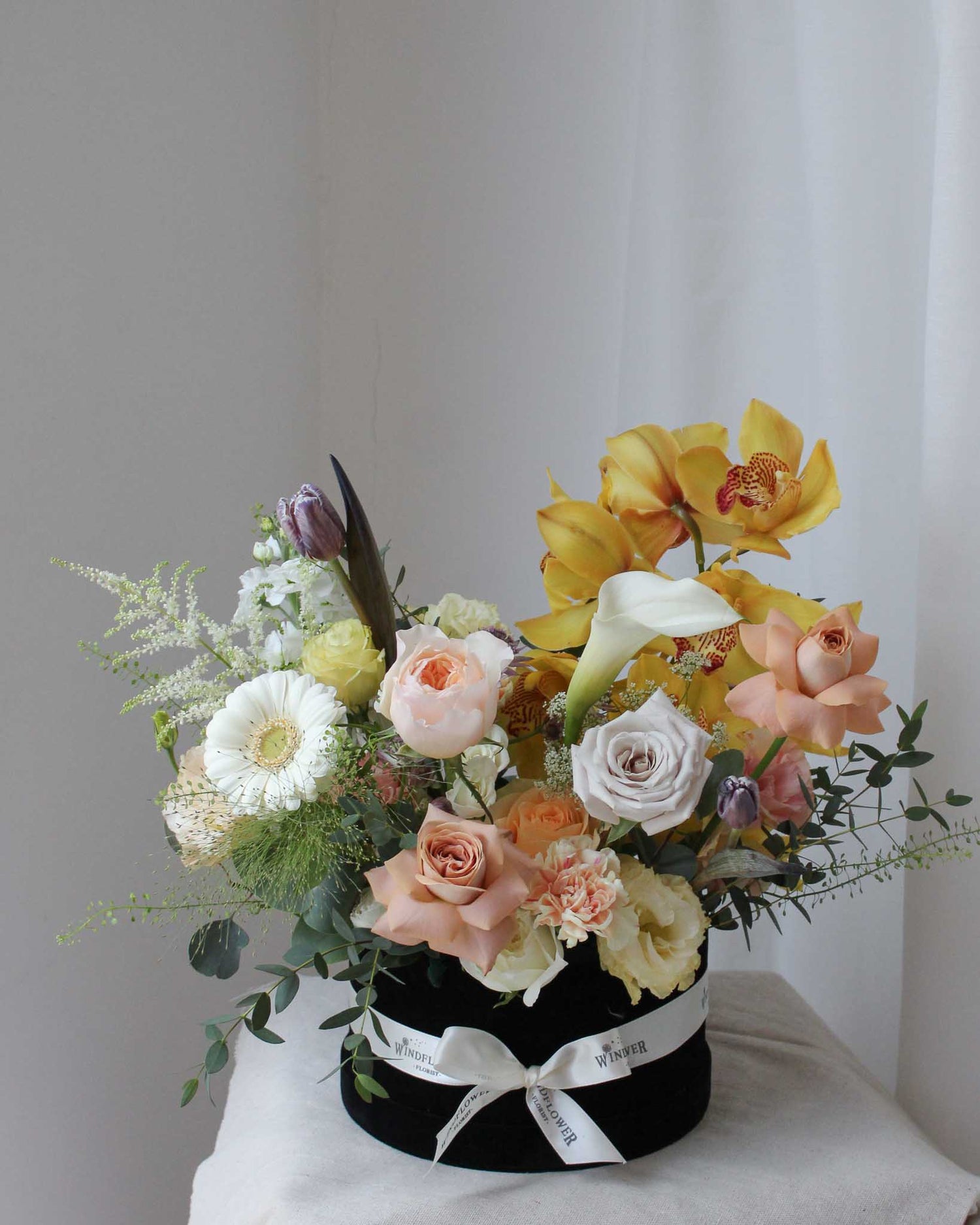 Boite De Fleur Opulent Table Flower Arrangement | Free Same-Day Flower Delivery Singapore