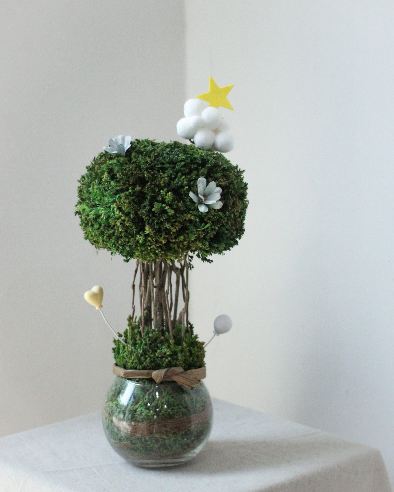 Mistwood Table Flower Arrangement | Free Same-Day Flower Delivery Singapore