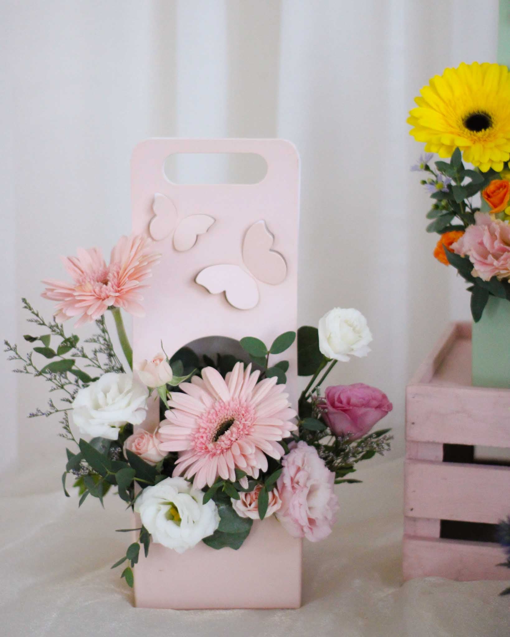 Tenderheart Flower Box | Free Same-Day Flower Delivery Singapore