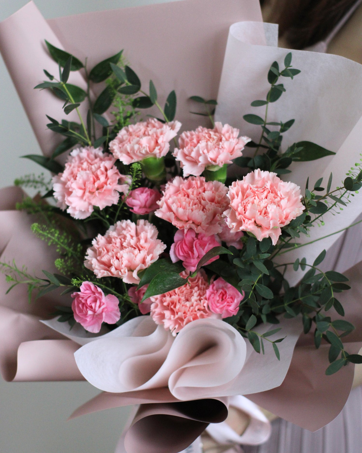 Tribute - 7 stalks Hand Bouquet by Windflower Florist Singapore