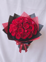 A Study in Red - Rounded, no baby's breath, with white Windflower ribbon branding