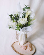 Infinity Love In White Hand Bouquet | Free Same-Day Flower Delivery Singapore