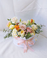 Boite De Fleur Lumiere Table Flower Arrangement | Free Same-Day Flower Delivery Singapore