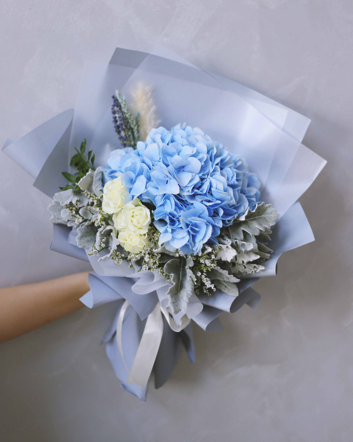 Aoi Hand Bouquet | Free Same-Day Flower Delivery Singapore