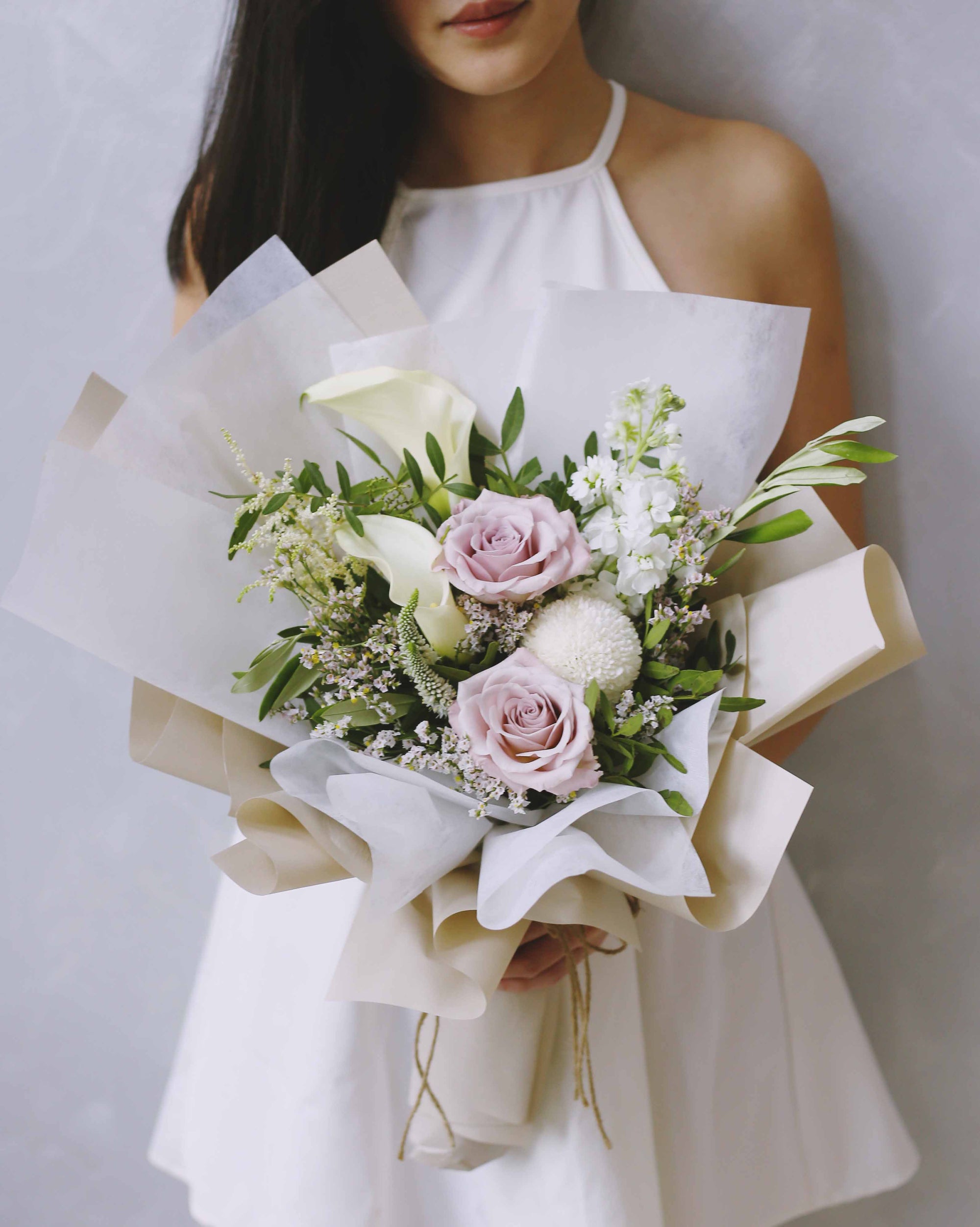 Calla Lilies and Menta Roses Bouquet