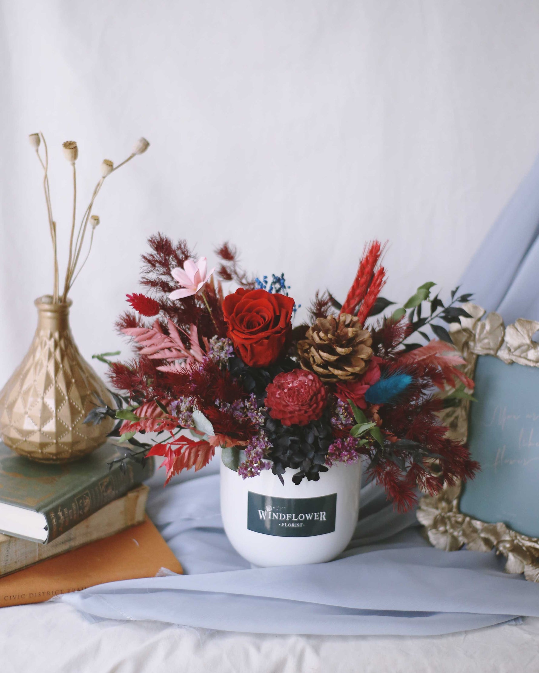 Reflection Vase Preserved Flowers | Free Same-Day Flower Delivery Singapore