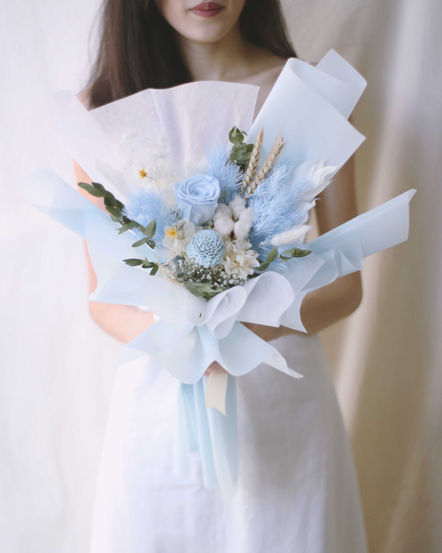 Stroke Of Midnight Hand Bouquet | Free Same-Day Flower Delivery Singapore