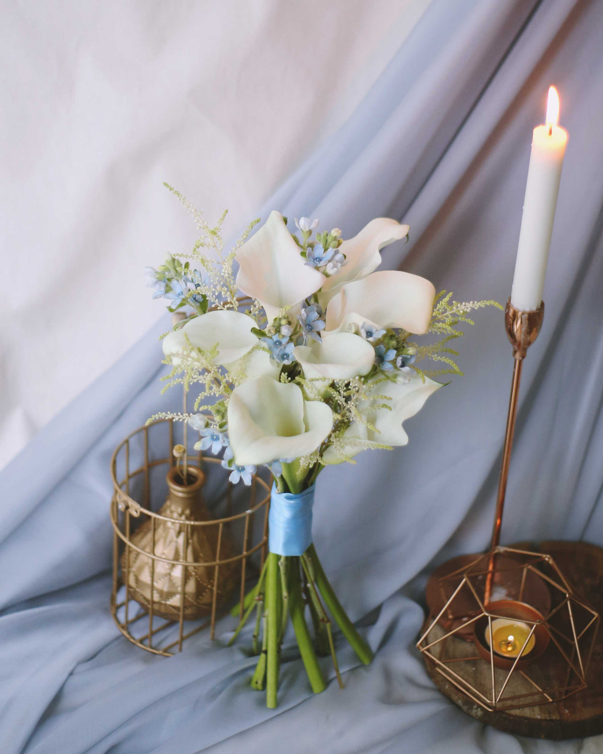 Korean Style Calla Lilies Bridal Bouquet - Neutral
