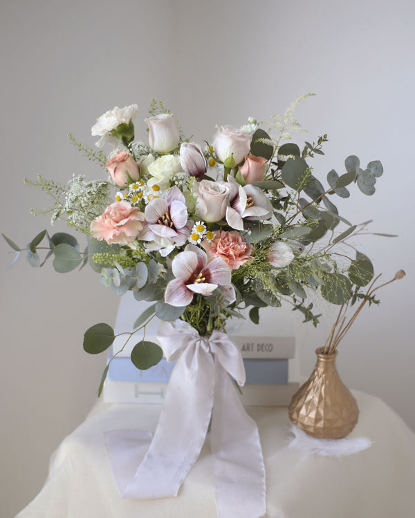 Smoky Quartz Bridal Bouquet - Frontal | Free Same-Day Flower Delivery Singapore
