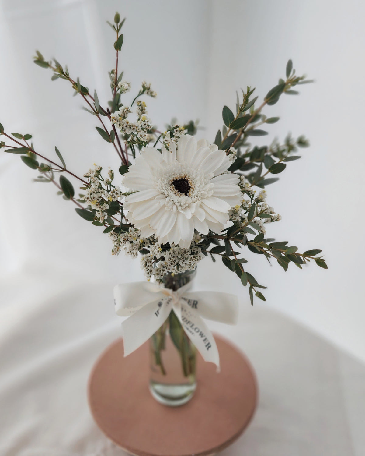 Uno Daisy In White Hand Bouquet - View 4 | Windflower Florist